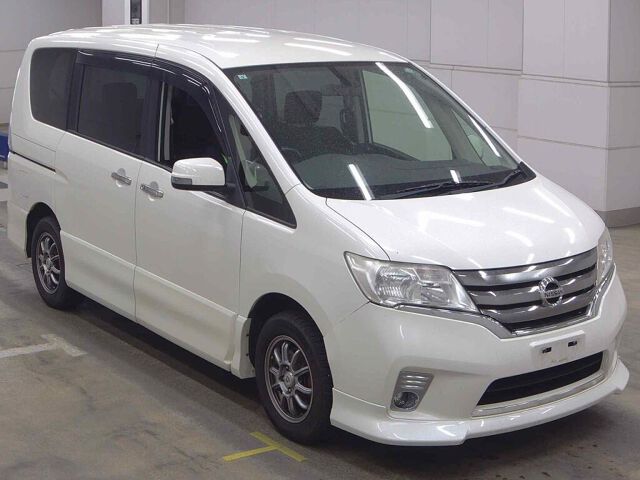 2013 Nissan Serena Highway Star V Aero 4WD selected Japan auction vehicle