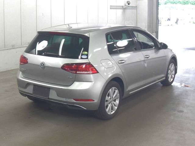2017 Volkswagen VW ゴルフ TSIコンフォートライン auction photo 3