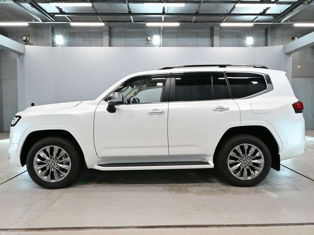 2025 Toyota Land Cruiser ZX 4WD auction photo 4
