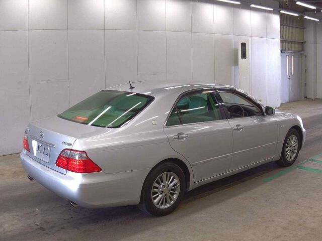 2007 Toyota Crown R Saloon 60th Special auction photo 5
