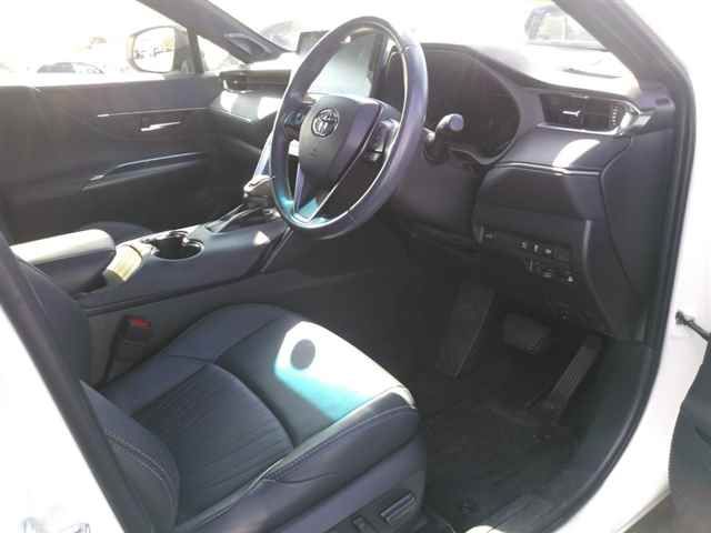 2022 Toyota Harrier Z auction photo 3