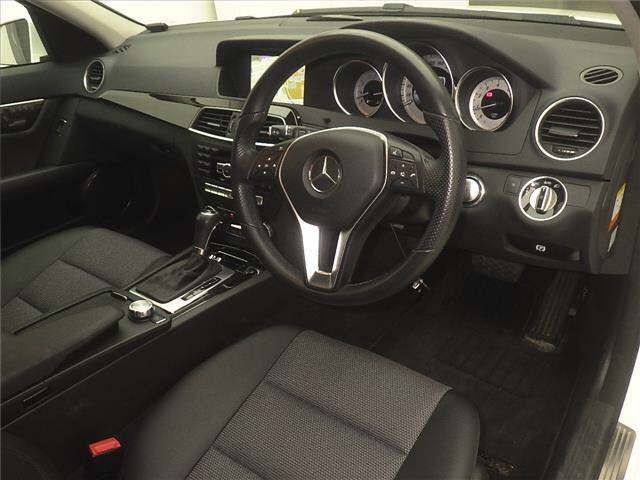 2013 Mercedes-Benz C180アバンギャルド auction photo 3