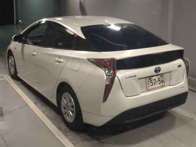 2016 Toyota Prius S auction photo 2