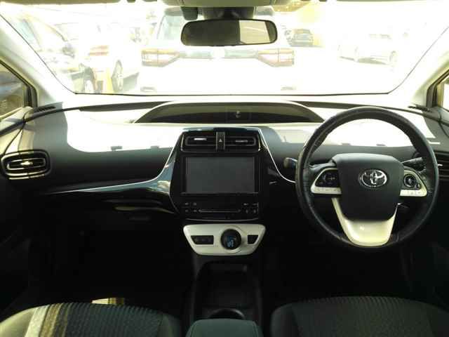 2016 Toyota Prius S auction photo 8
