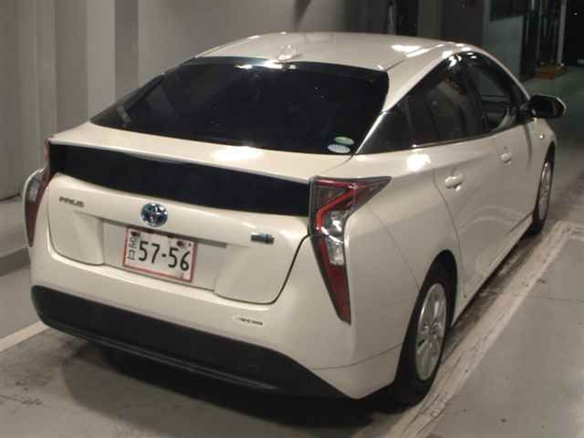2016 Toyota Prius S auction photo 5