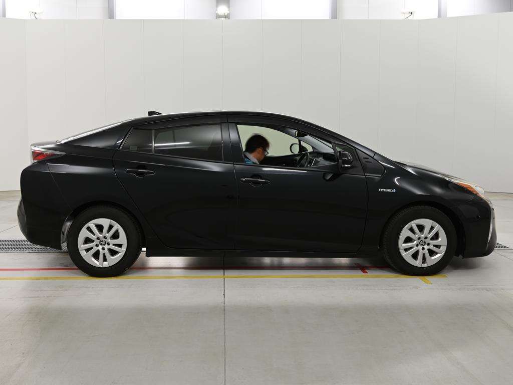 2017 Toyota Prius Sセーフティプラス auction photo 3