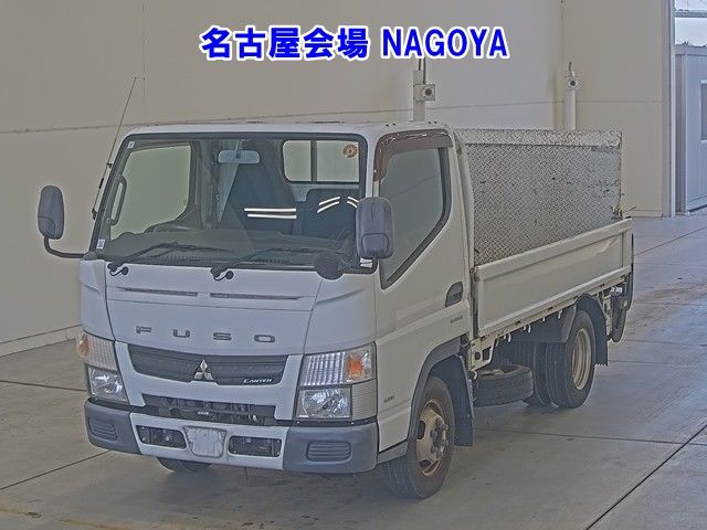 Japan Auction Vehicles 23 2015 Mitsubishi Fuso Canter Hira PG auction photo