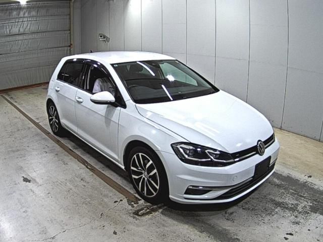Japan Auction Vehicles 5 2019 Volkswagen ゴルフ TSI Highline Tech Edition auction photo