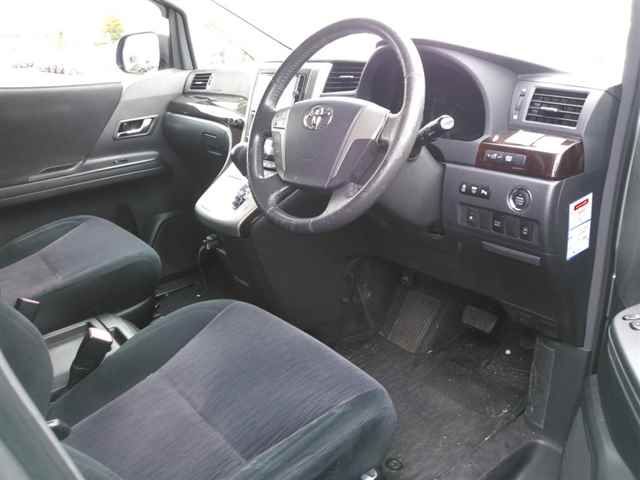2013 Toyota Alphard 4WD 240S auction photo 3