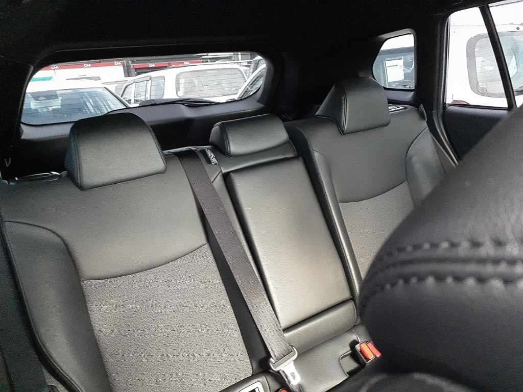 2023 Toyota Corolla Cross Z auction photo 11