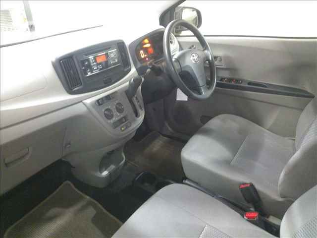2013 Toyota Pixis Epoch L auction photo 3