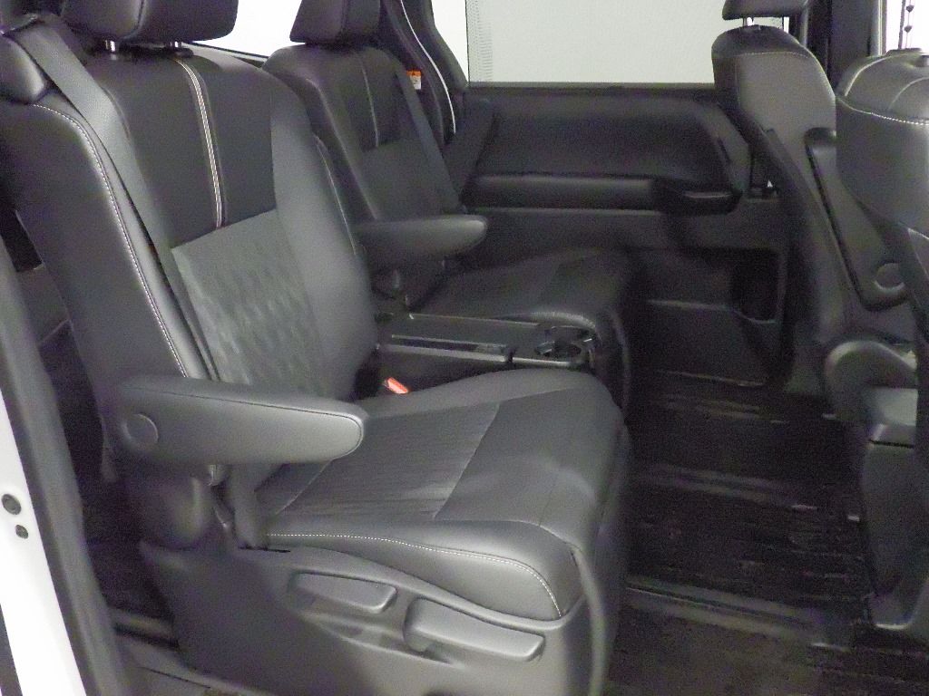2022 Toyota Noah Hybrid S-Z auction photo 7