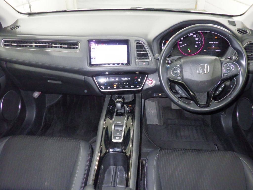 2018 Honda Vezel ハイブリッドZホンダセンシング auction photo 3