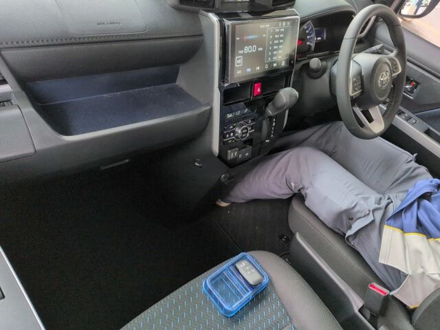 2025 Toyota Roomy カスタムG auction photo 3