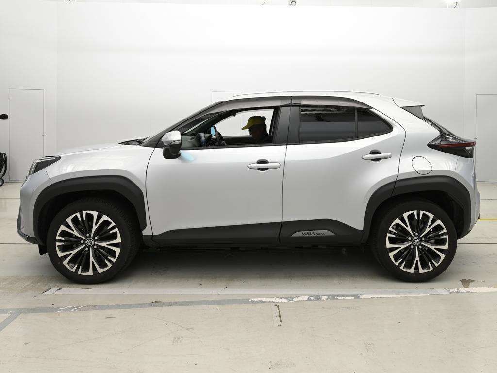 2023 Toyota Yaris Cross Z アドベンチャー 4WD auction photo 4