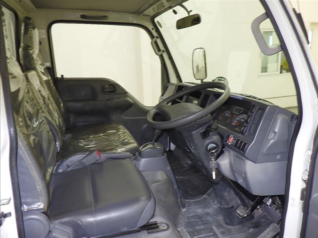 2019 Isuzu Elf Flatbed auction photo 5