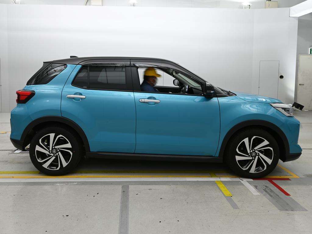 2024 Toyota Raize Z 4WD auction photo 3