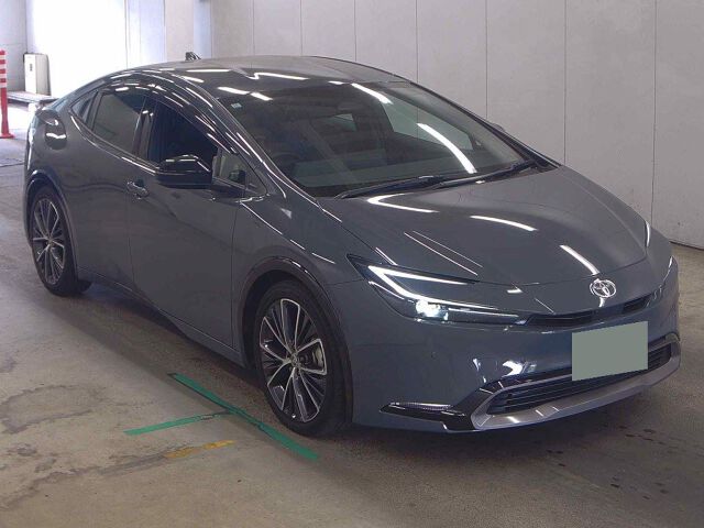 Japan Auction Vehicles 8 2024 Toyota Prius Z auction photo