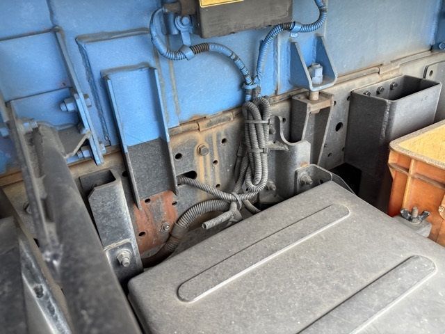 2009 Isuzu Elf Jinkai auction photo 12