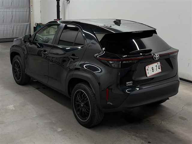 2023 Toyota Yaris Cross X auction photo 2