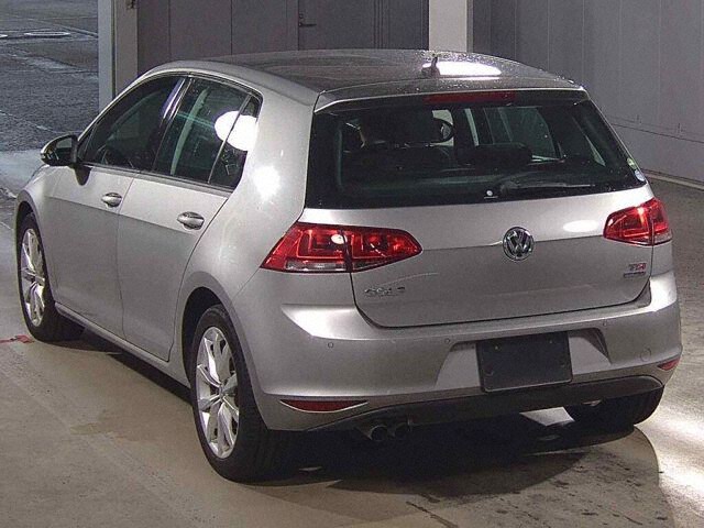 2013 Volkswagen ゴルフ TSIハイラインブルテク auction photo 2