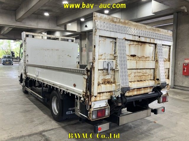 2013 Isuzu Elf auction photo 2