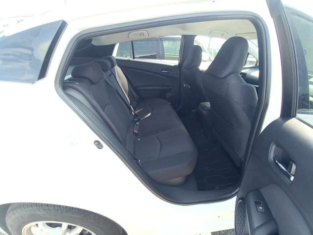 2016 Toyota Prius S auction photo 12