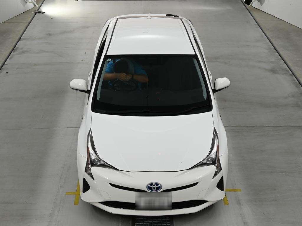 2016 Toyota Prius S auction photo 7