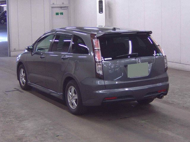 2012 Honda ストリーム ZS Sporty Edition auction photo 2