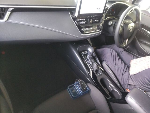 2025 Toyota Corolla Sport ハイブリッドG auction photo 3