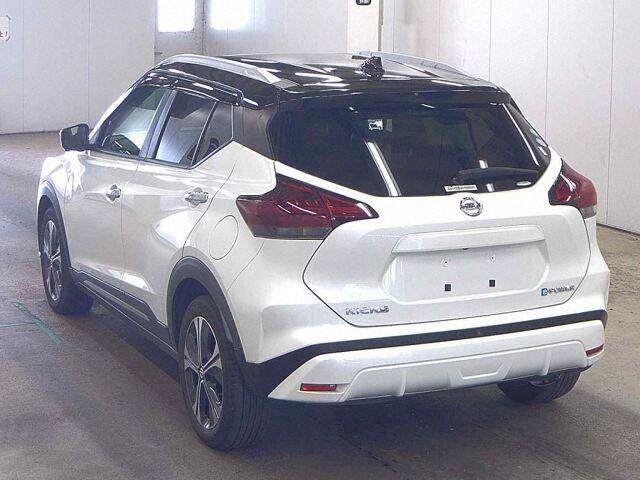 2021 Nissan Kicks X auction photo 2