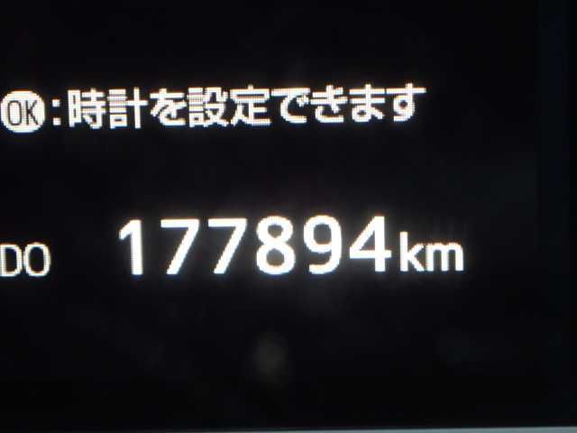 2020 Toyota Hiace DX 4WD auction photo 8