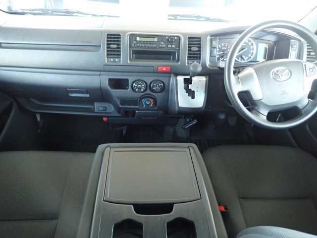 2020 Toyota Hiace DX 4WD auction photo 5