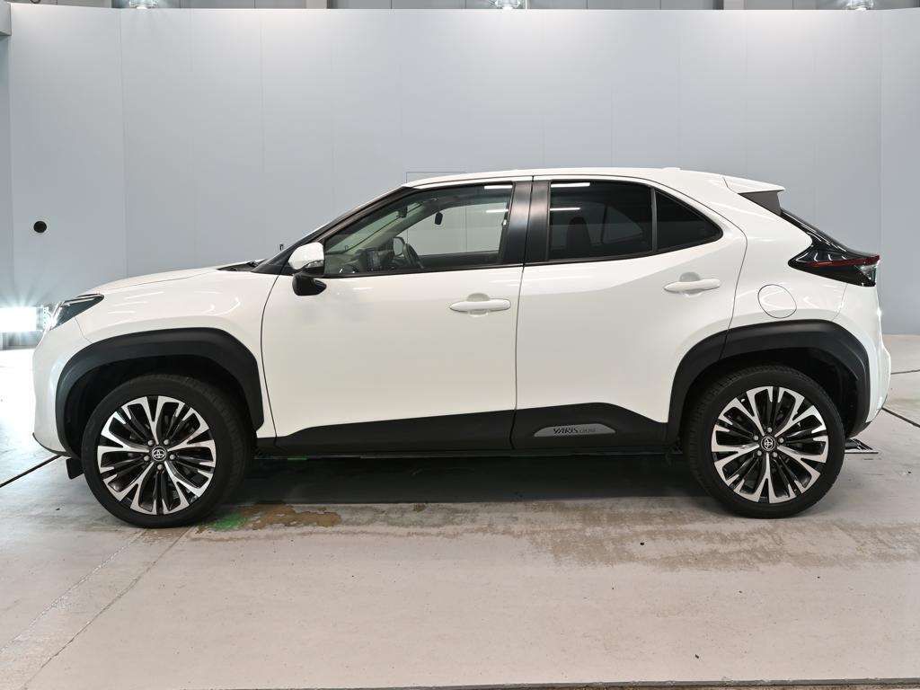 2021 Toyota Yaris Cross Z 4WD auction photo 4