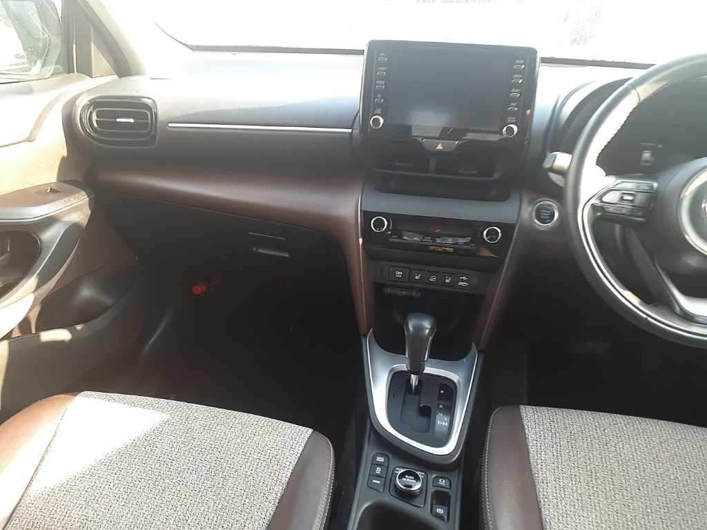 2021 Toyota Yaris Cross Z 4WD auction photo 11