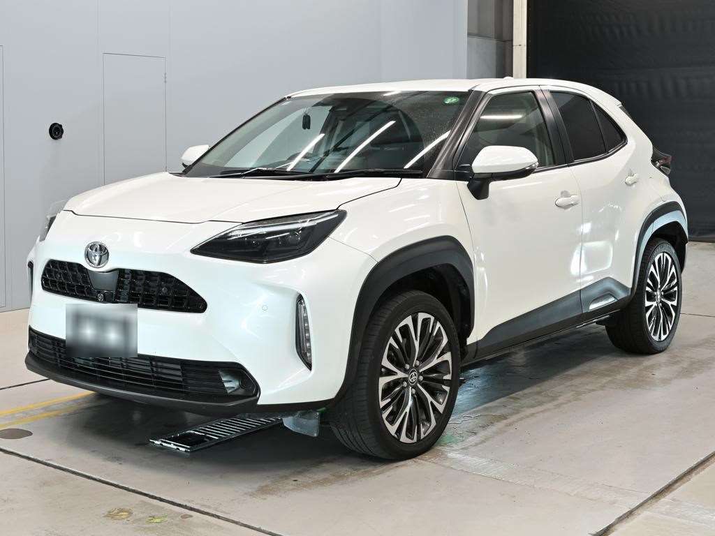 Japan Auction Vehicles 14 2021 Toyota Yaris Cross Z 4WD auction photo
