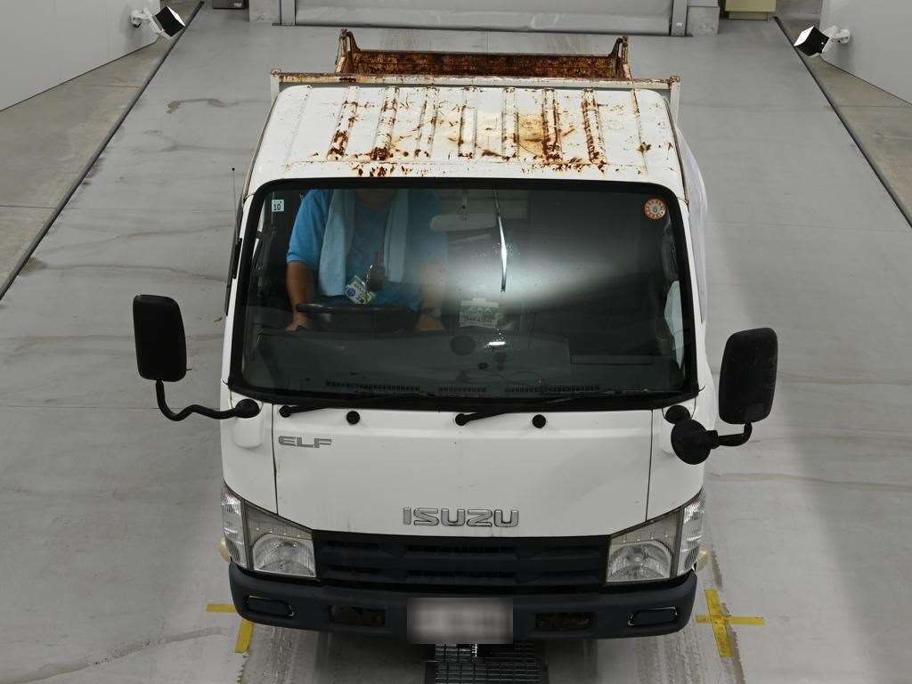 2010 Isuzu Elf auction photo 7