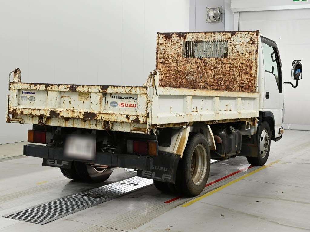 2010 Isuzu Elf auction photo 2