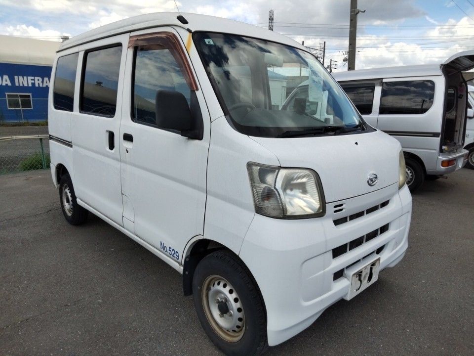 2014 Daihatsu ハイゼット カーゴ auction photo 4