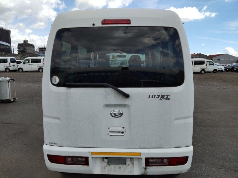 2014 Daihatsu ハイゼット カーゴ auction photo 5
