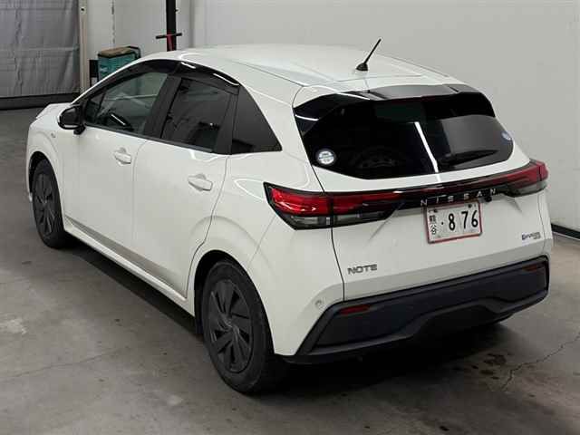 2021 Nissan Note S FOUR auction photo 2