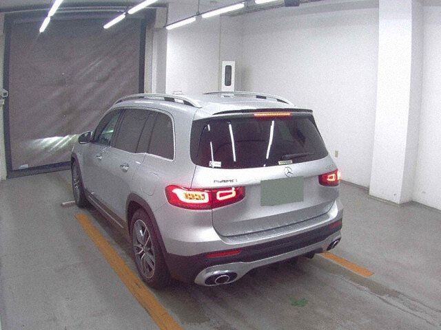 2021 Mercedes-Benz GLB GLB35 4マチック 4WD auction photo 2