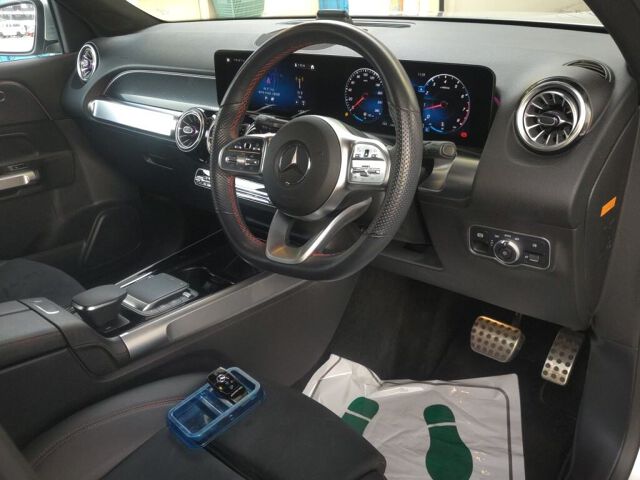 2021 Mercedes-Benz GLB GLB35 4マチック 4WD auction photo 3
