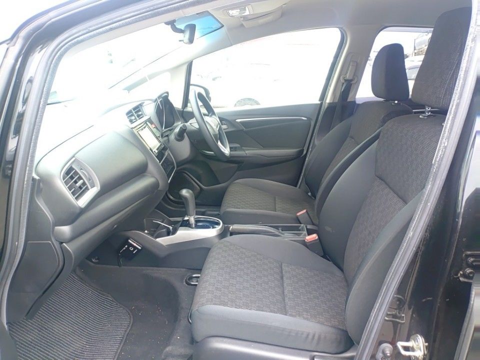 2015 Honda Fit auction photo 16