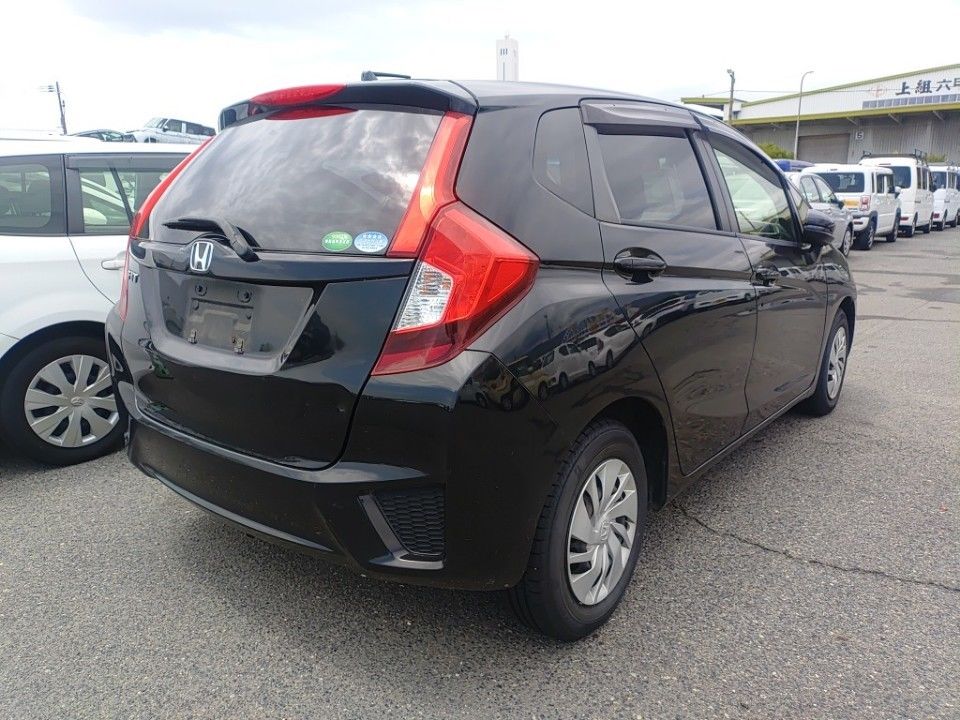 2015 Honda Fit auction photo 2
