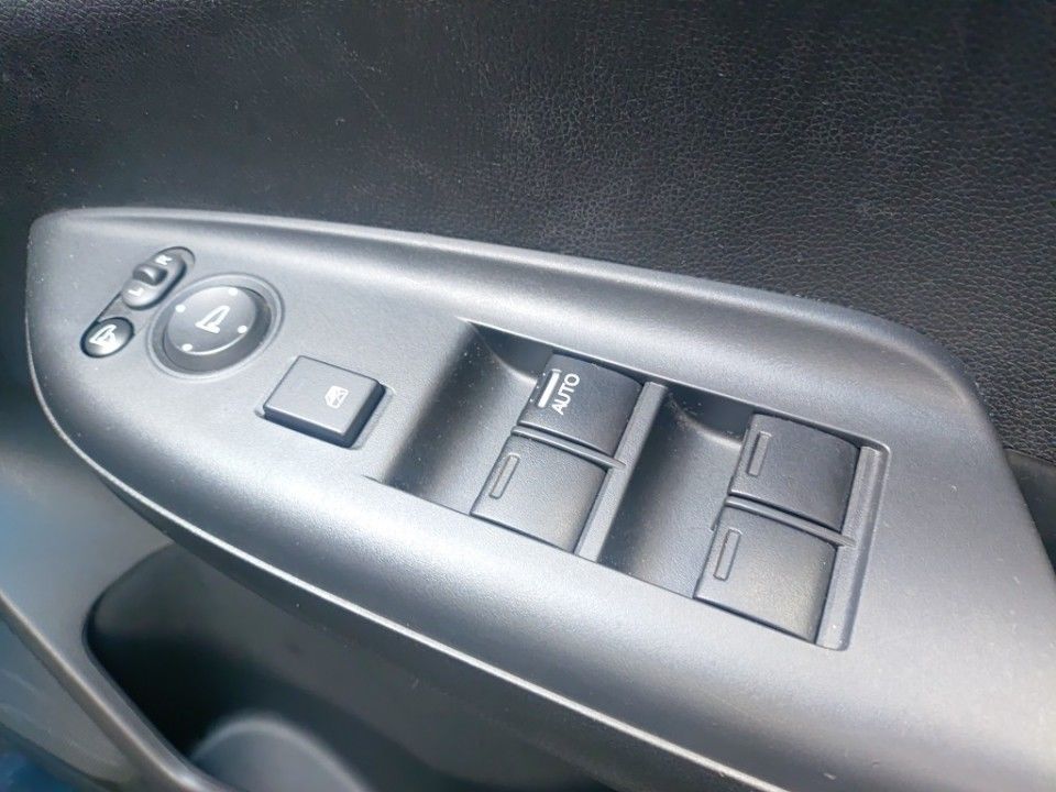 2015 Honda Fit auction photo 14