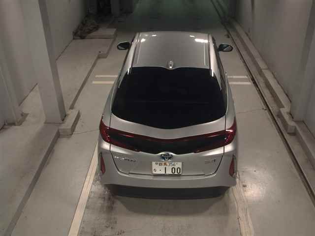 2017 Toyota Prius PHV Sナビパッケージ auction photo 7