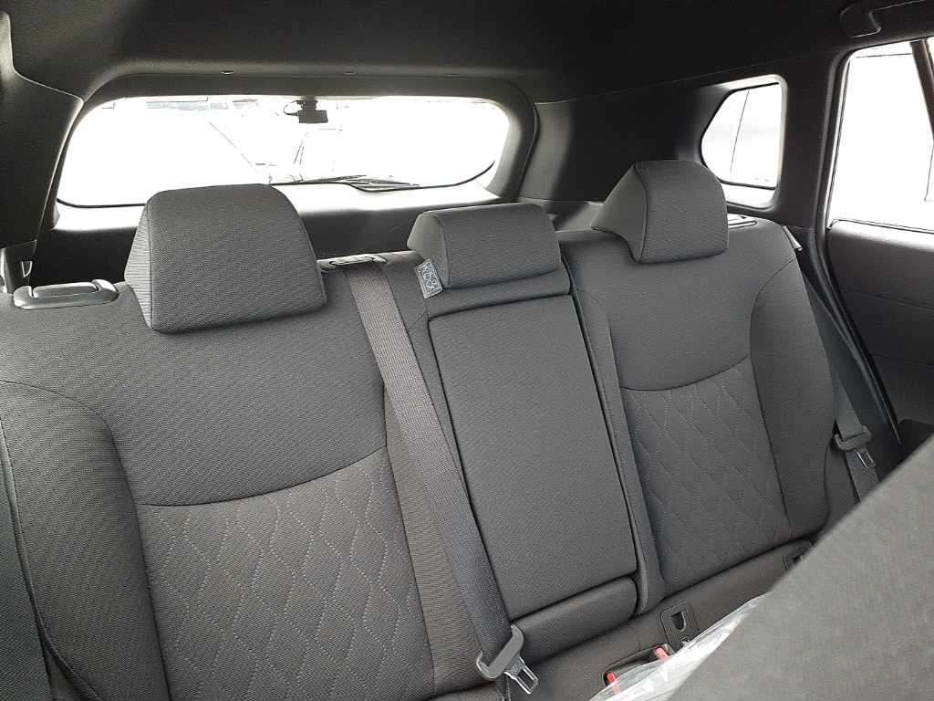2023 Toyota Corolla Cross ハイブリッド S auction photo 11