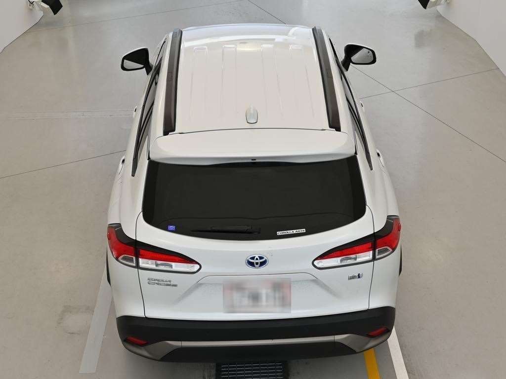 2023 Toyota Corolla Cross ハイブリッド S auction photo 8