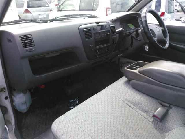 2003 Toyota タウンエース トラック Long DX auction photo 8